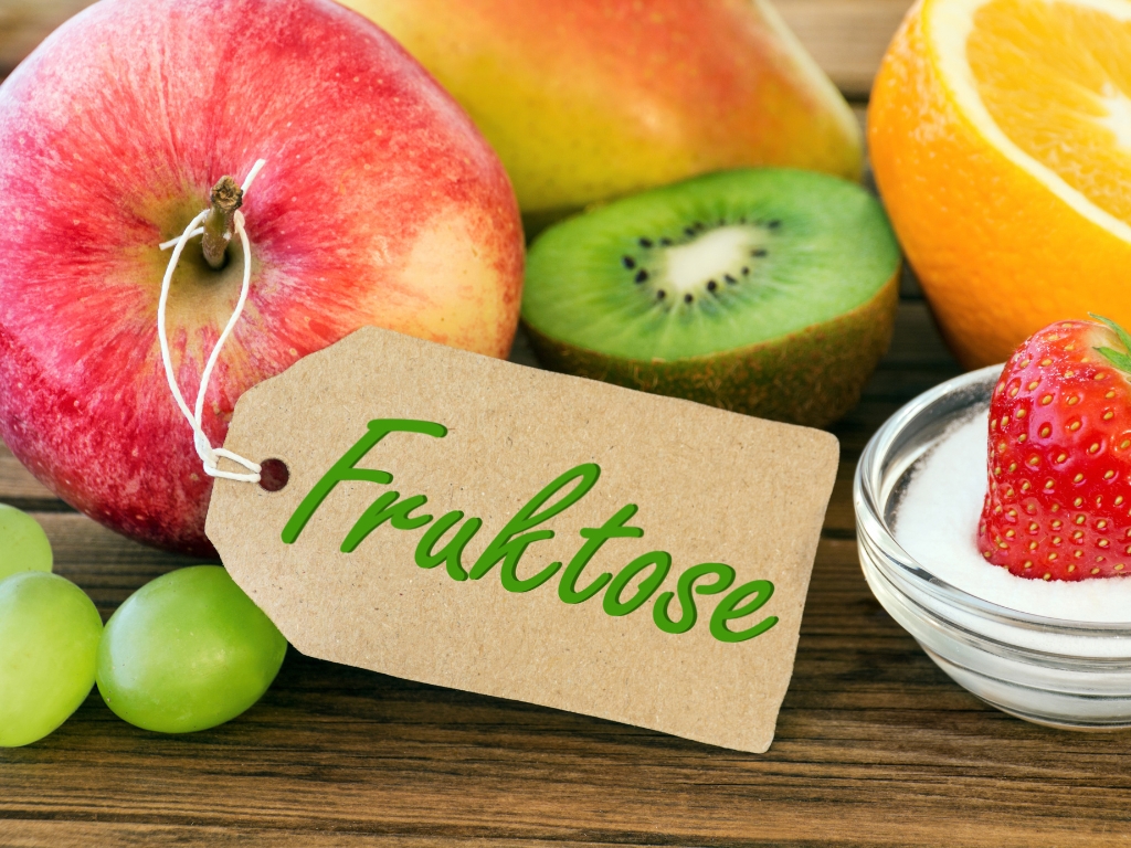 Früchte mit Fruktose-Hinweis – Symbolbild für Fructosegehalt in Obst und Fructoseintoleranz.